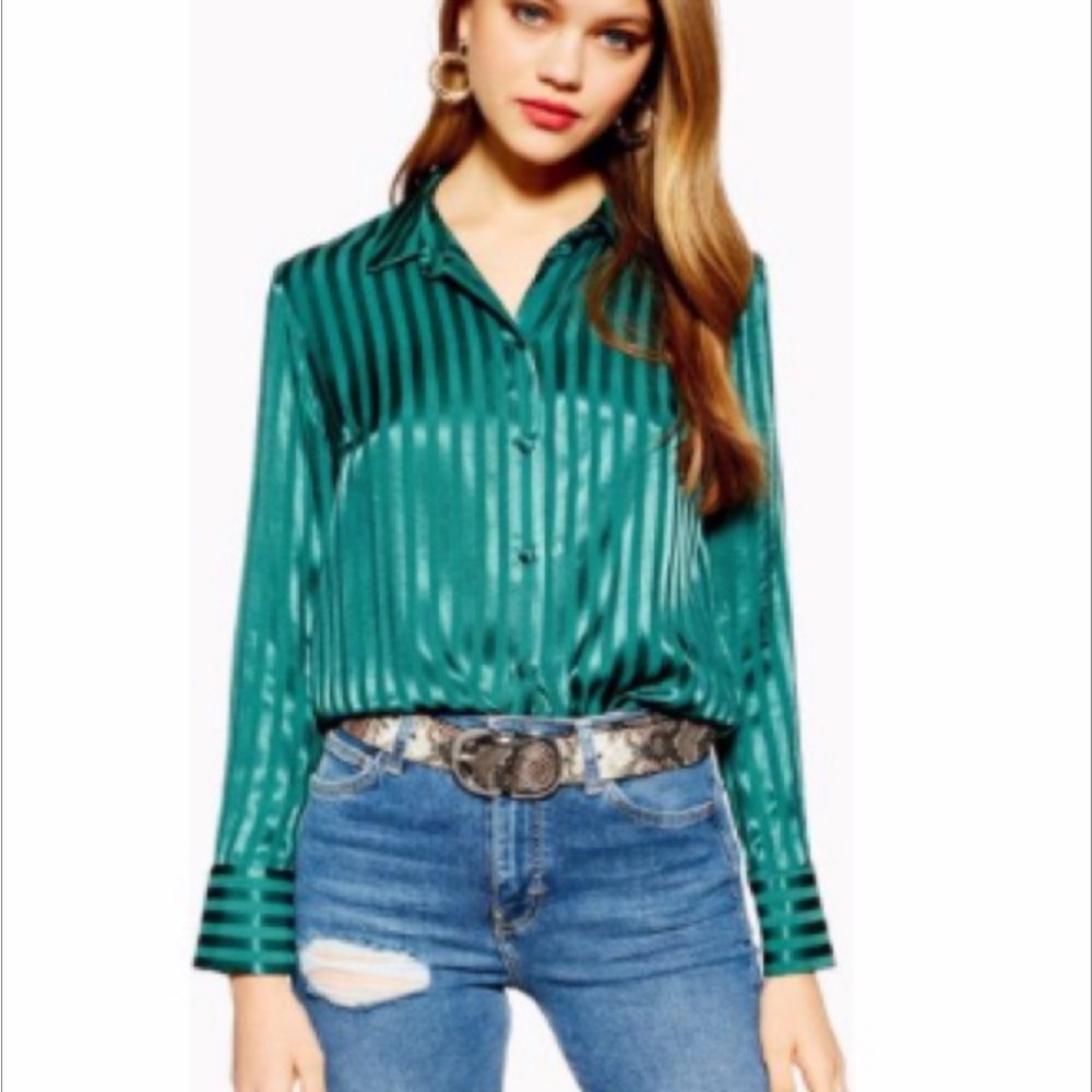 62. Topshop Hunter Green Long sleeve Blouse‎